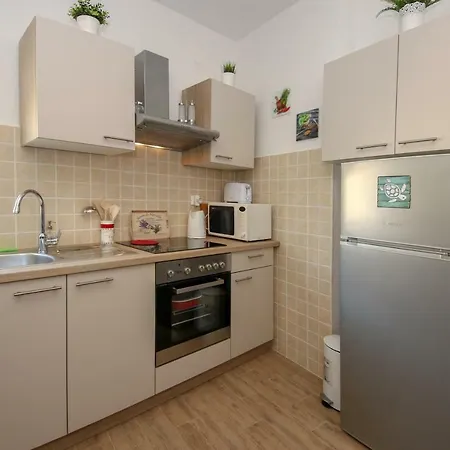 Polic Apartment Šibenik